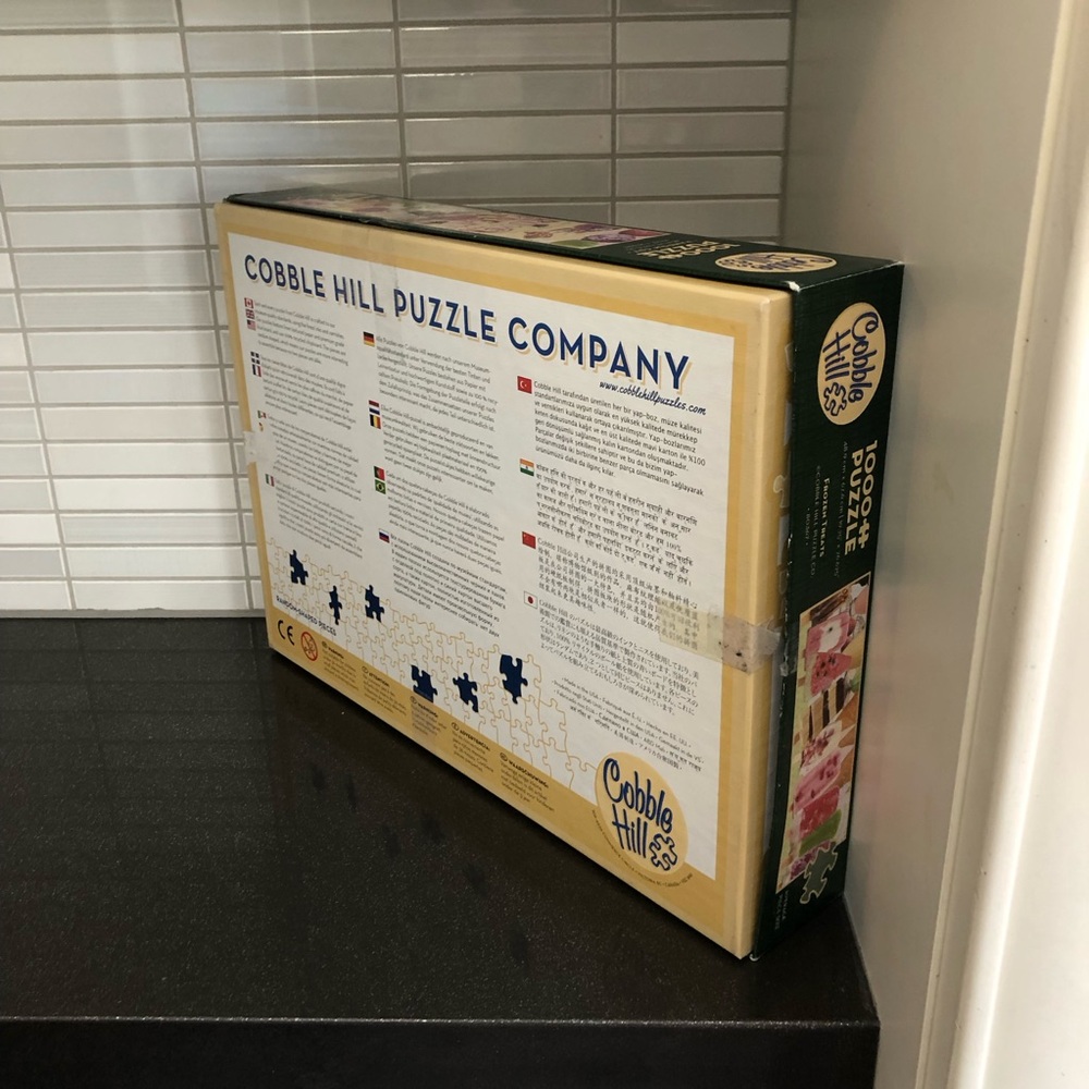 Cobble Hill 80367 Frozen Treats 1000 piece puzzle - Picture 10 of 10